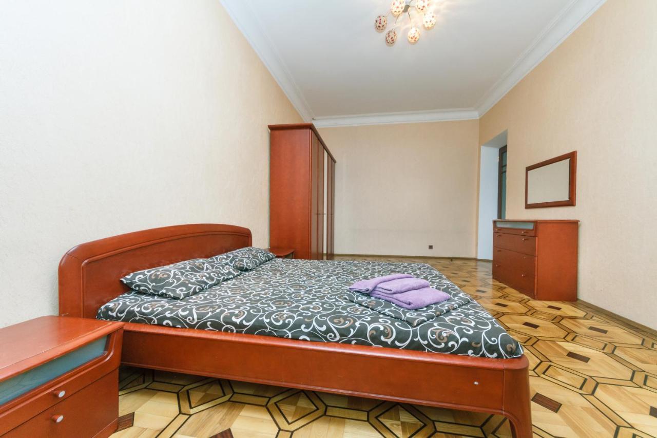 Квартира На Крещатике Kiev Ngoại thất bức ảnh