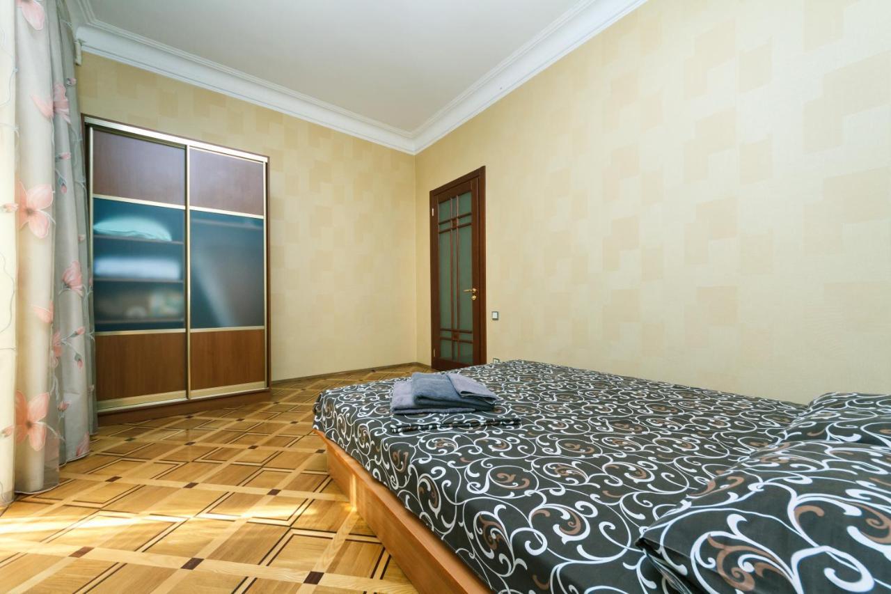 Квартира На Крещатике Kiev Ngoại thất bức ảnh